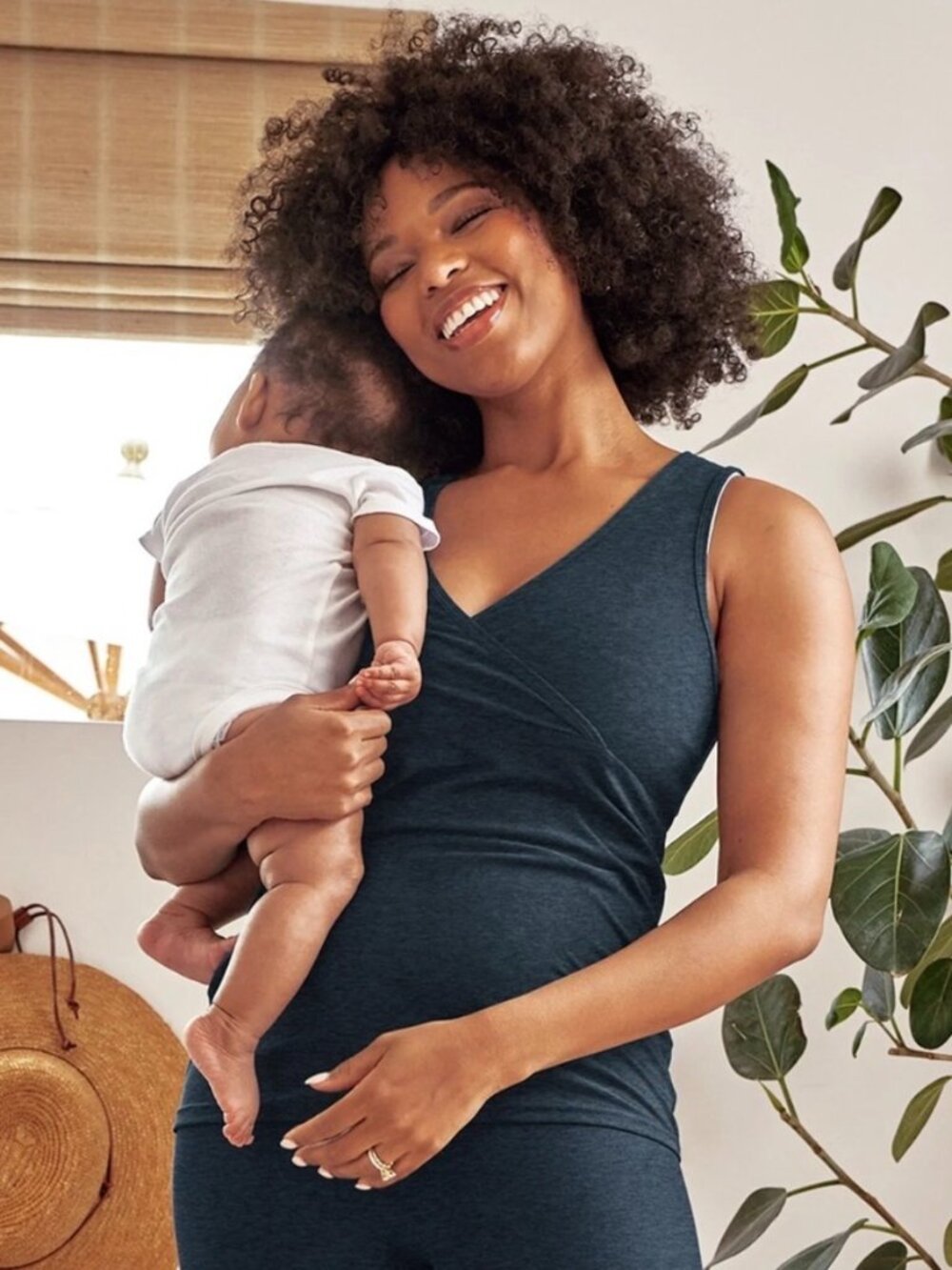 Beyond Yoga Featherweight Easy Access Nursing Crossover Tank – Navy – S